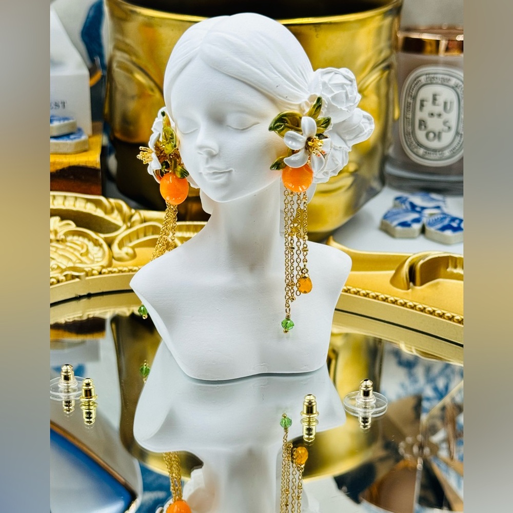 🆕 LES NEREIDES 🧿 NIB Gardens in Provence Orange Blossom Chain Earring - Picture 6 of 16